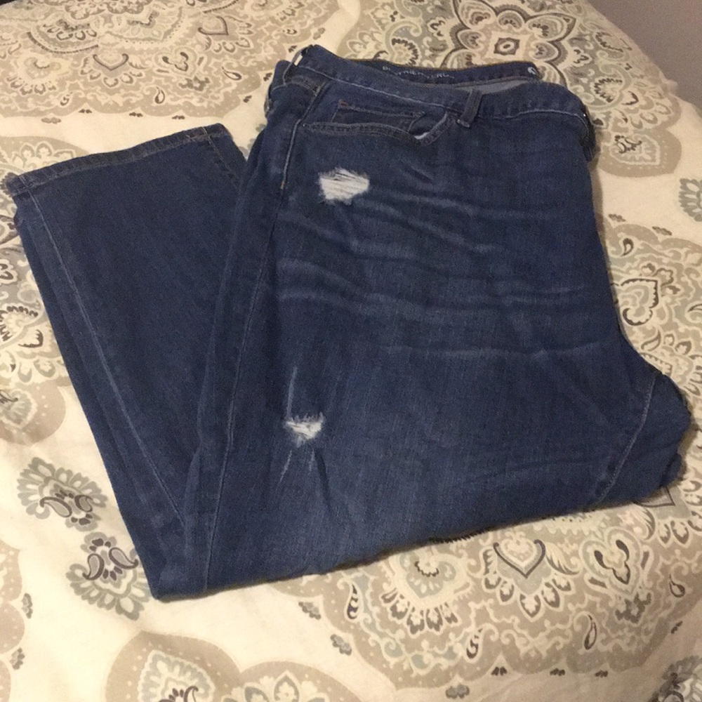 Crop jeans distressed